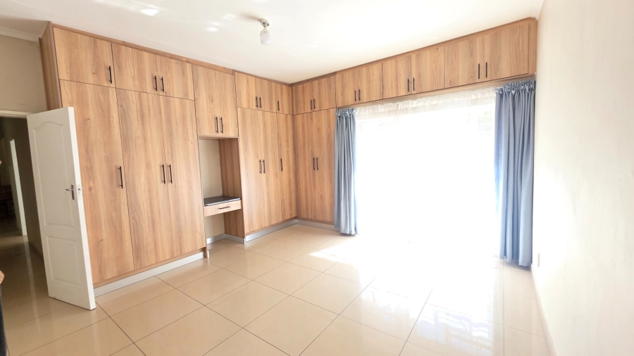 To Let 2 Bedroom Property for Rent in Laudium Gauteng