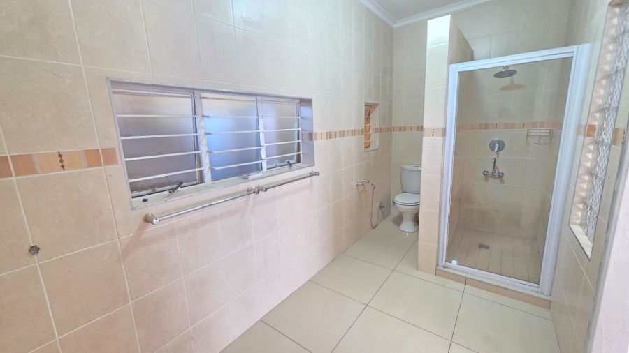 To Let 2 Bedroom Property for Rent in Laudium Gauteng