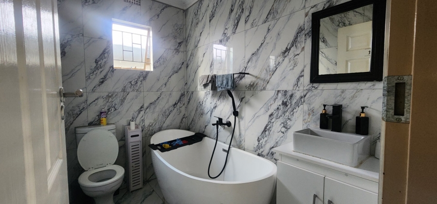 3 Bedroom Property for Sale in Sky City Gauteng