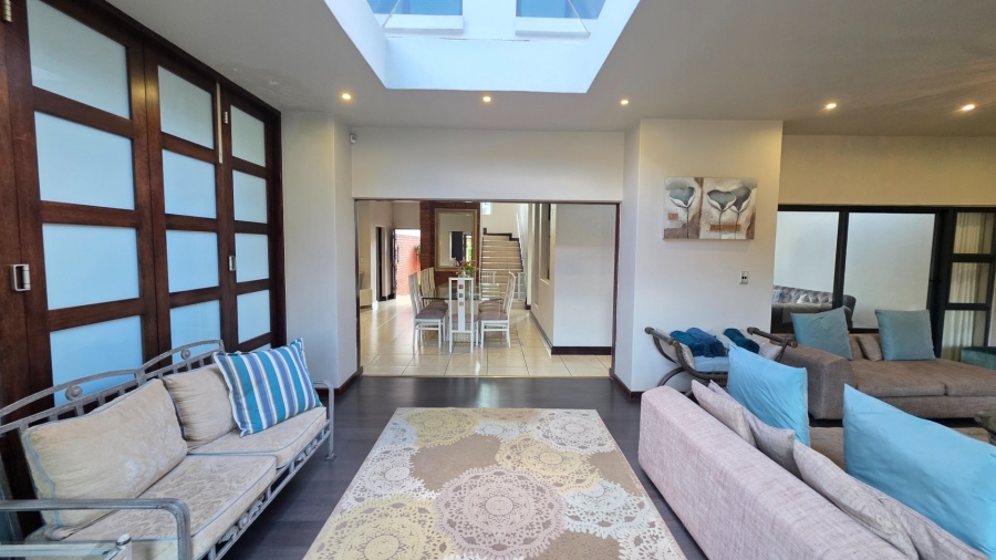  Bedroom Property for Sale in Raslouw Gauteng