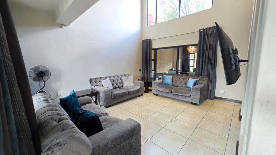  Bedroom Property for Sale in Raslouw Gauteng