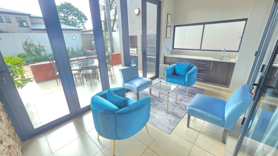  Bedroom Property for Sale in Raslouw Gauteng