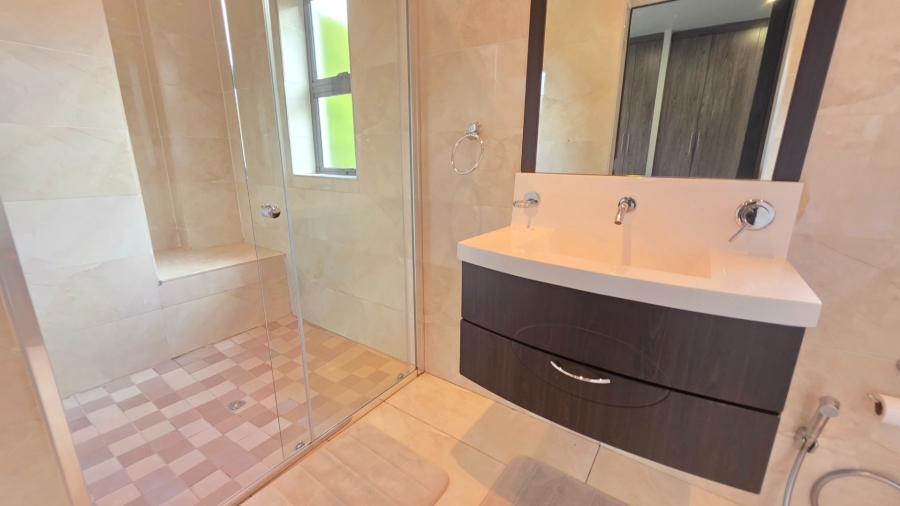  Bedroom Property for Sale in Raslouw Gauteng