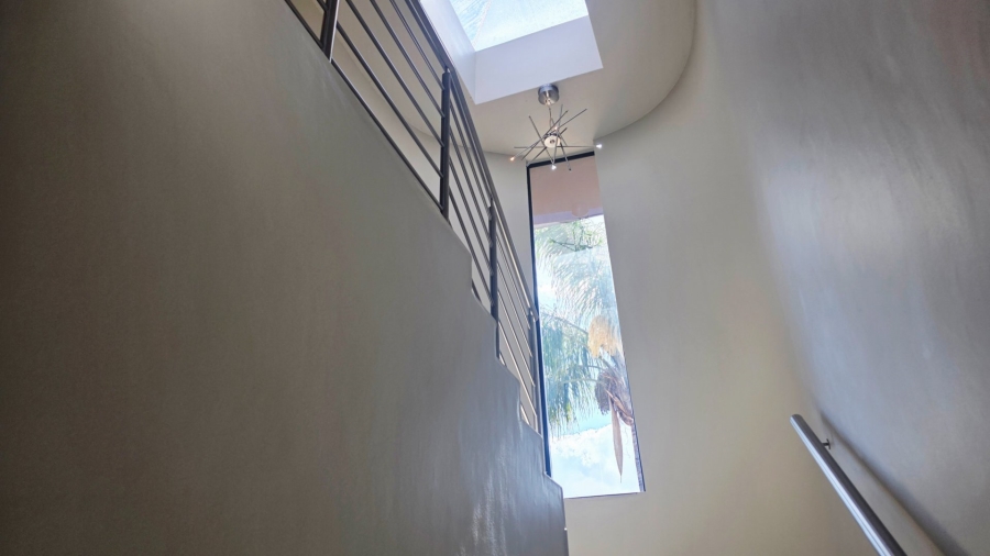  Bedroom Property for Sale in Raslouw Gauteng