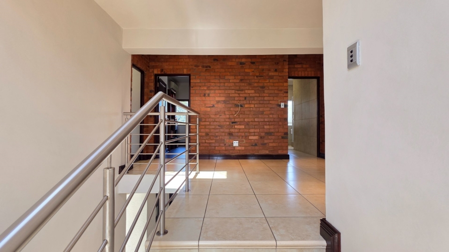  Bedroom Property for Sale in Raslouw Gauteng