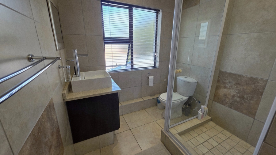  Bedroom Property for Sale in Raslouw Gauteng