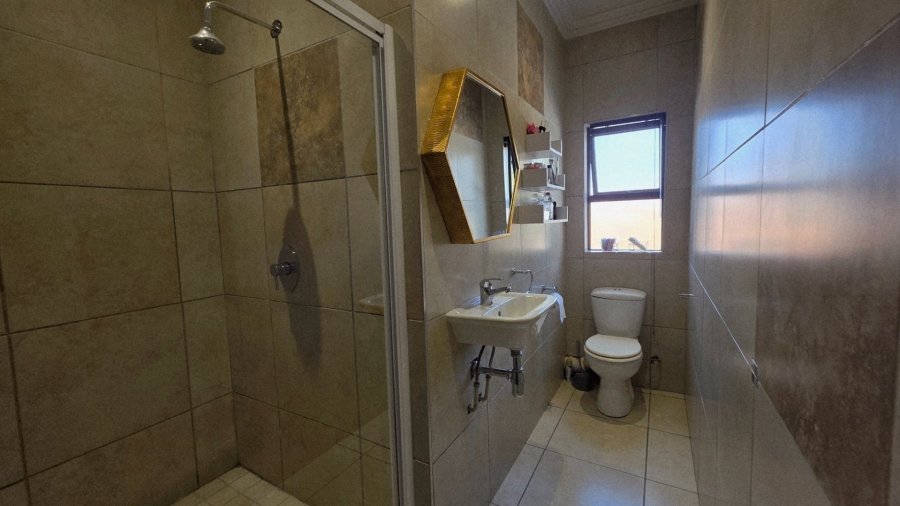 Bedroom Property for Sale in Raslouw Gauteng