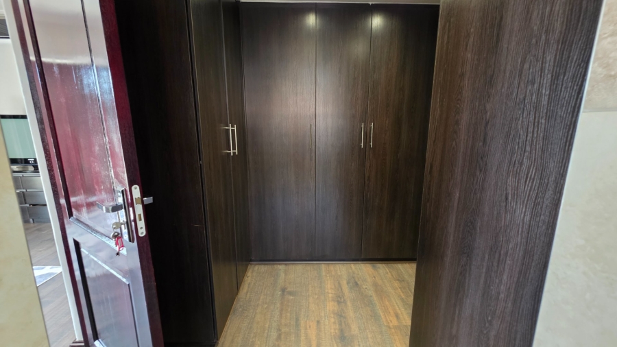  Bedroom Property for Sale in Raslouw Gauteng
