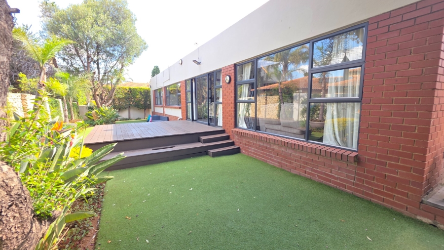  Bedroom Property for Sale in Raslouw Gauteng