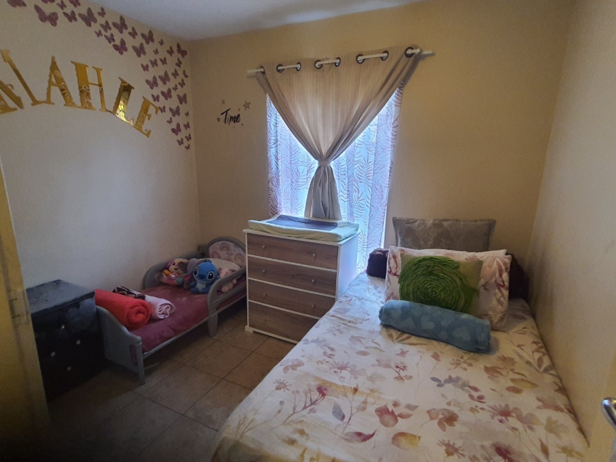 3 Bedroom Property for Sale in Die Hoewes Gauteng