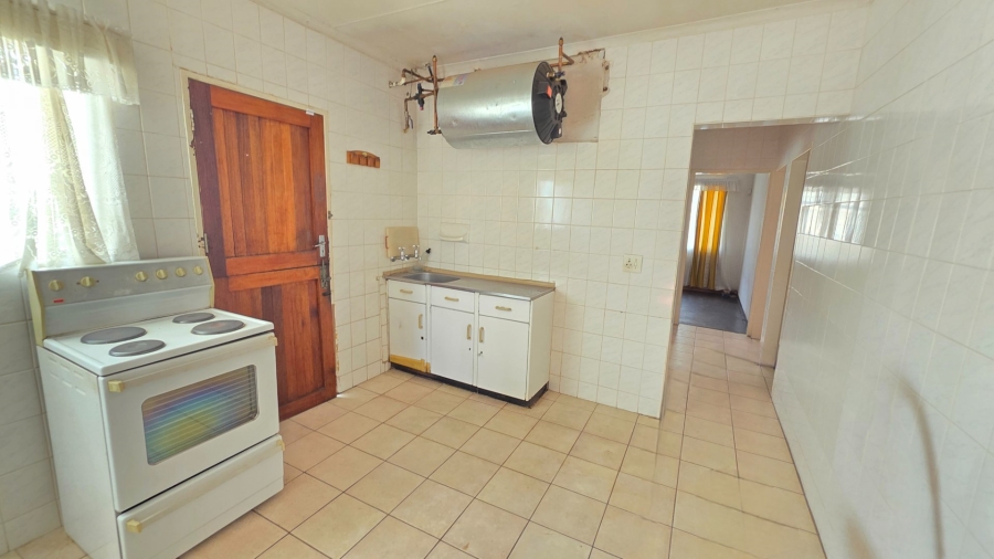 2 Bedroom Property for Sale in Laudium Gauteng