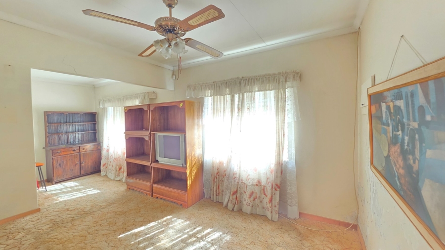 2 Bedroom Property for Sale in Laudium Gauteng