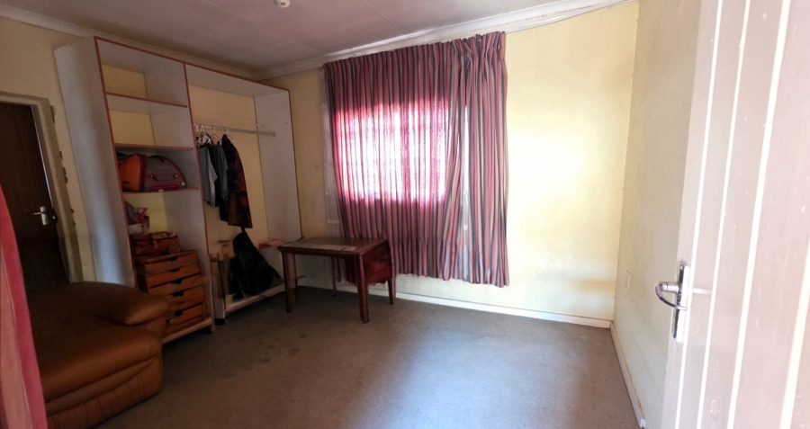 2 Bedroom Property for Sale in Laudium Gauteng