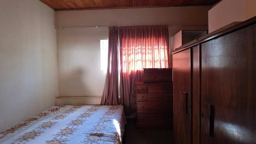 2 Bedroom Property for Sale in Laudium Gauteng