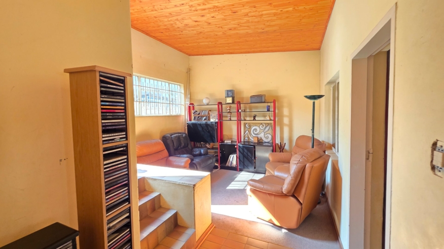 2 Bedroom Property for Sale in Laudium Gauteng