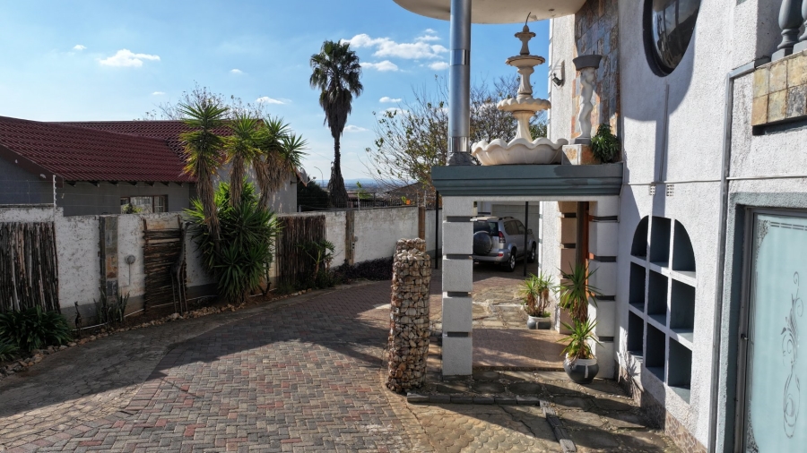 4 Bedroom Property for Sale in Palm Ridge Gauteng