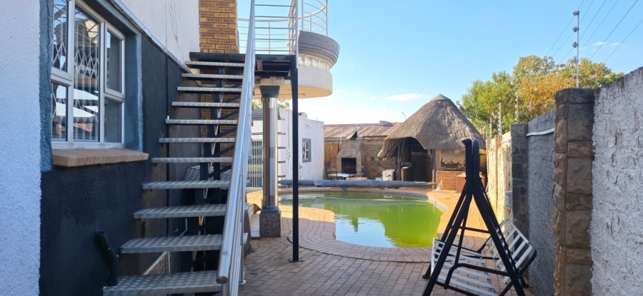 4 Bedroom Property for Sale in Palm Ridge Gauteng