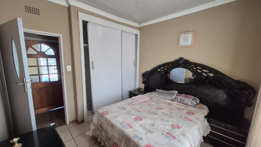 4 Bedroom Property for Sale in Palm Ridge Gauteng