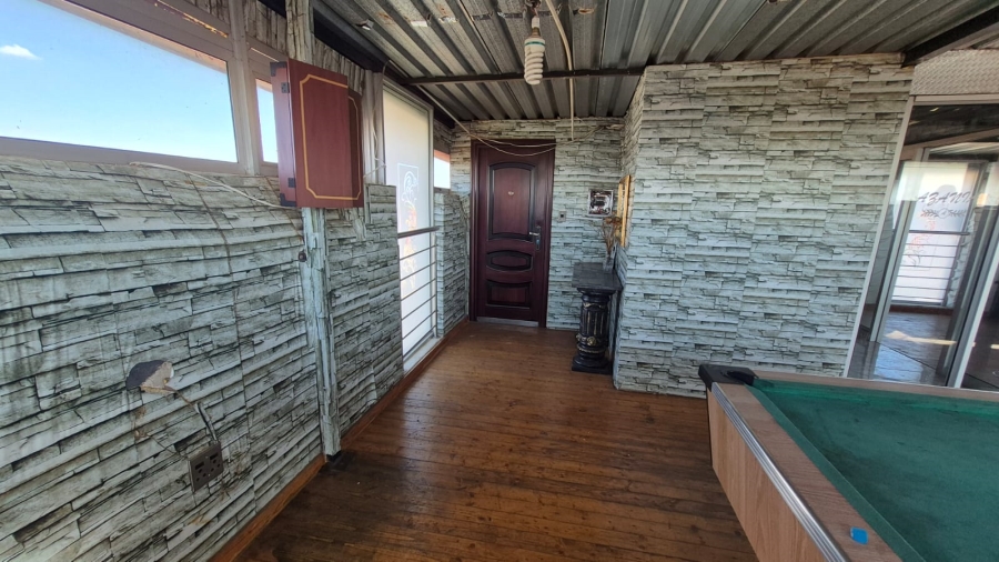 4 Bedroom Property for Sale in Palm Ridge Gauteng