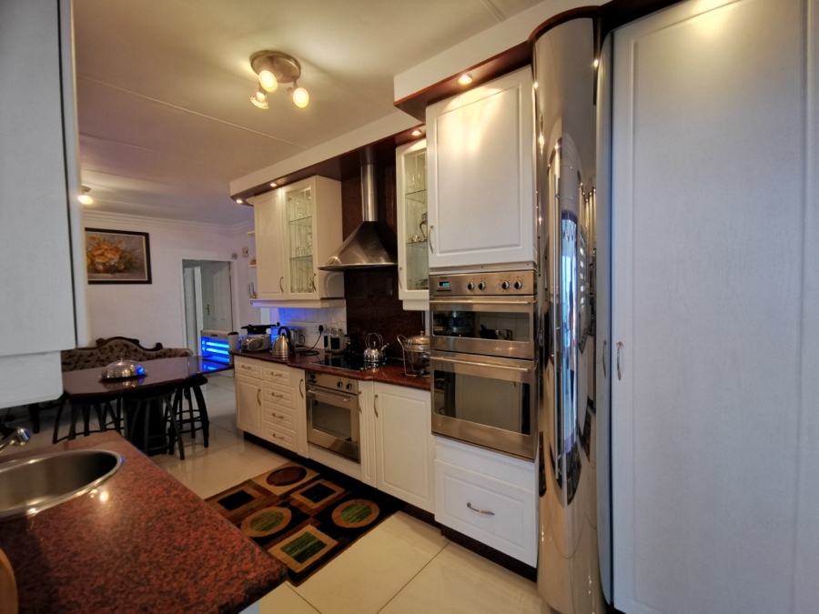 4 Bedroom Property for Sale in Erasmia Gauteng