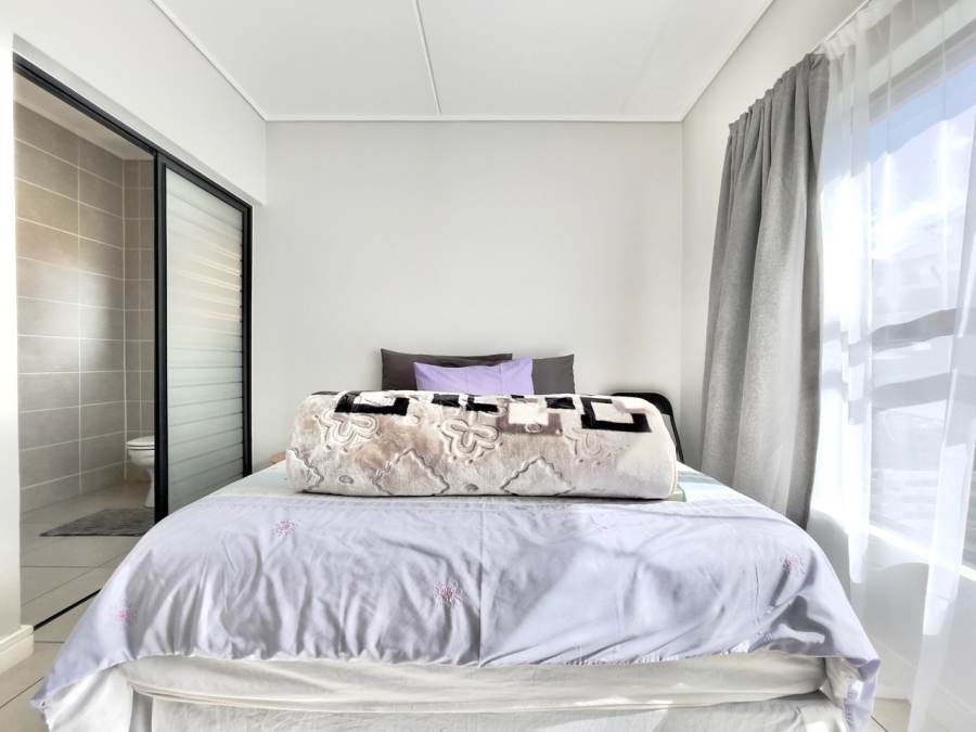 To Let 2 Bedroom Property for Rent in Fourways Gauteng