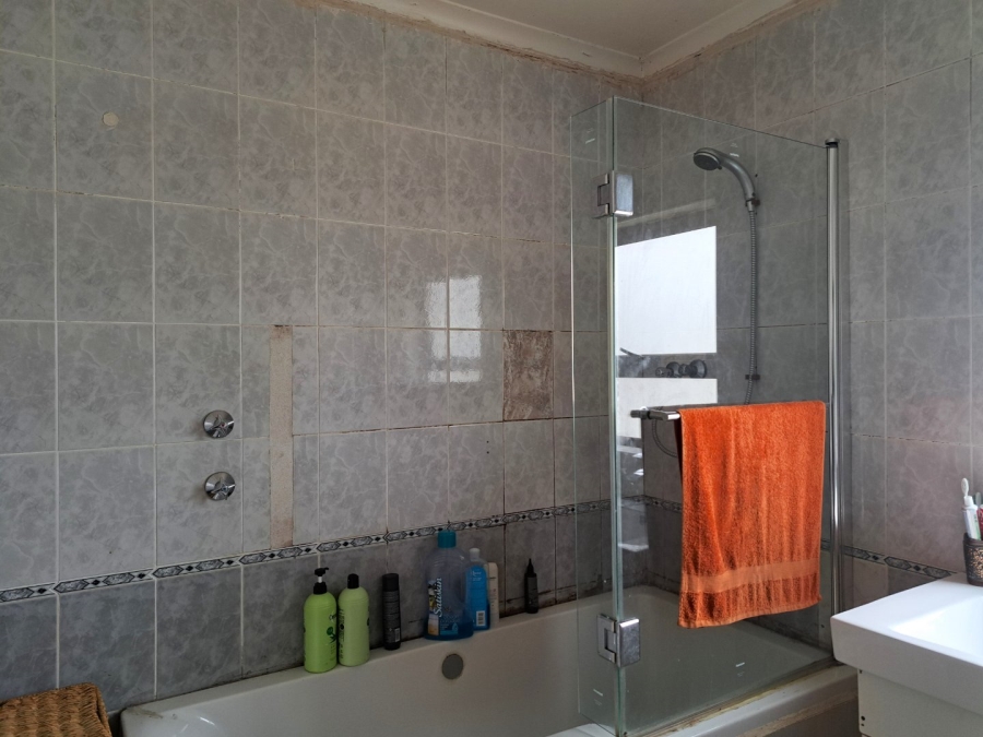 2 Bedroom Property for Sale in Bergbron Gauteng