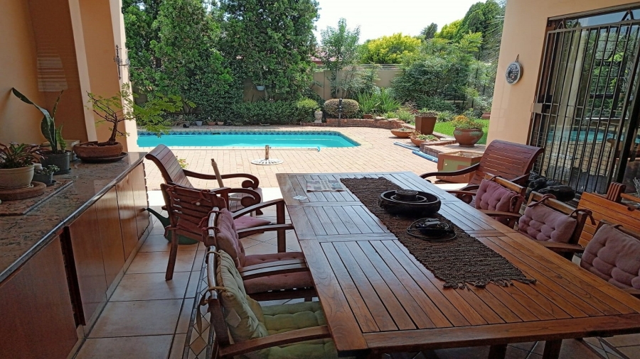 5 Bedroom Property for Sale in Vanderbijlpark SE 4 Gauteng