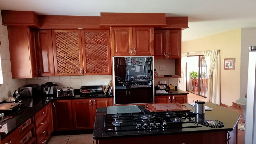 5 Bedroom Property for Sale in Vanderbijlpark SE 4 Gauteng