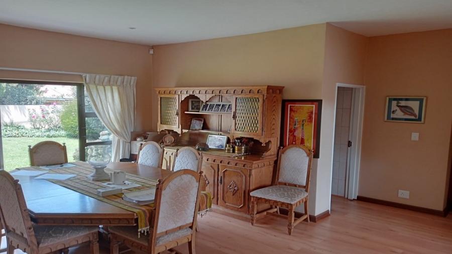 5 Bedroom Property for Sale in Vanderbijlpark SE 4 Gauteng