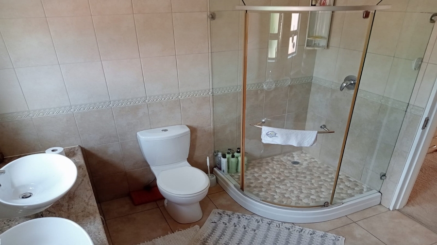5 Bedroom Property for Sale in Vanderbijlpark SE 4 Gauteng