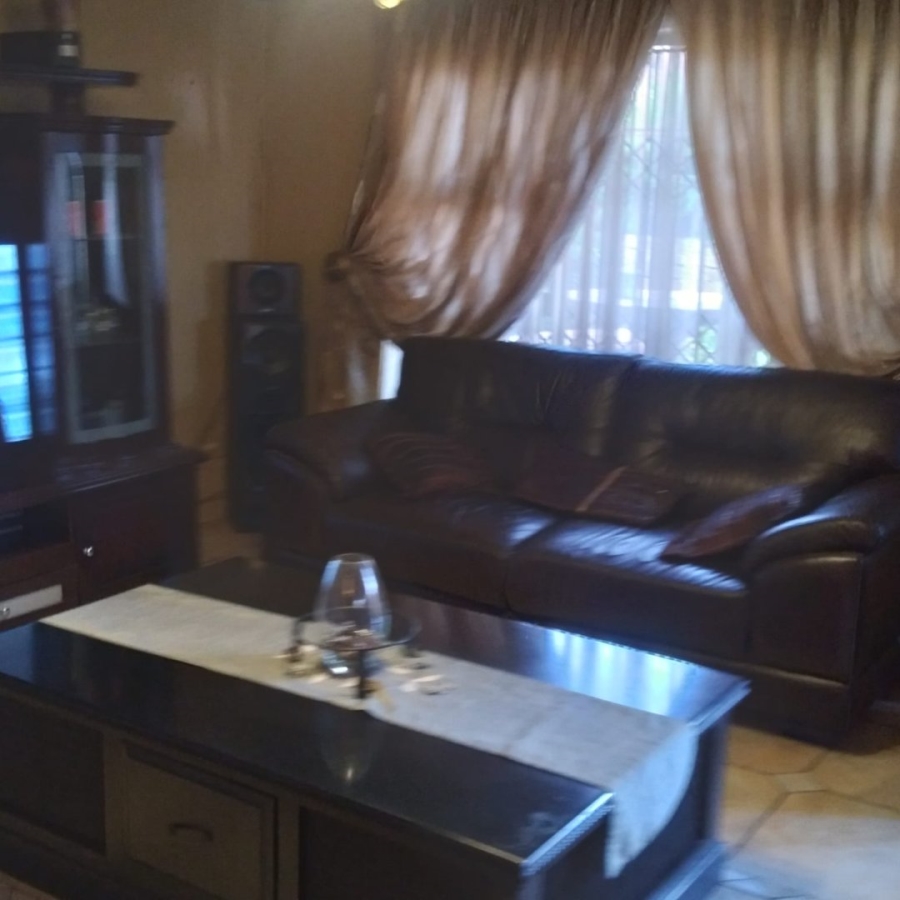 2 Bedroom Property for Sale in Atteridgeville Gauteng