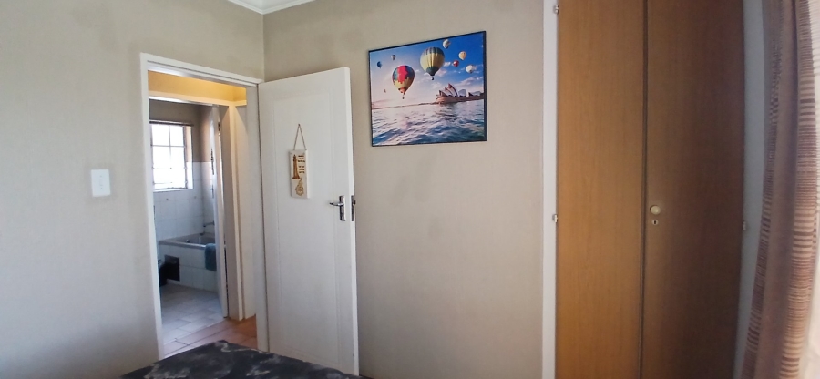 2 Bedroom Property for Sale in Heuweloord Gauteng