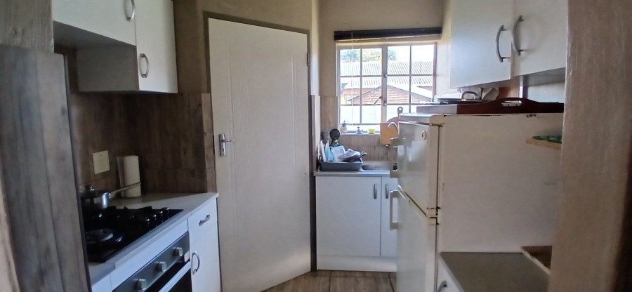 2 Bedroom Property for Sale in Heuweloord Gauteng