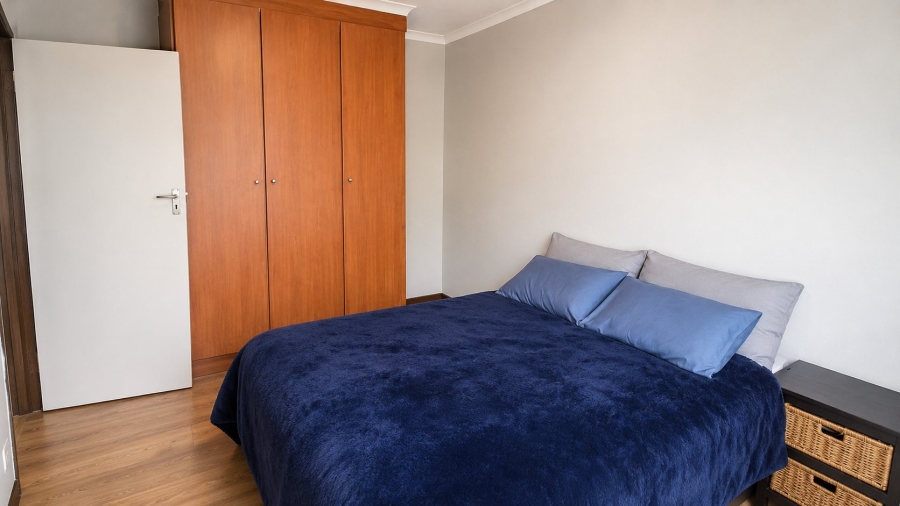 1 Bedroom Property for Sale in Noordwyk Gauteng