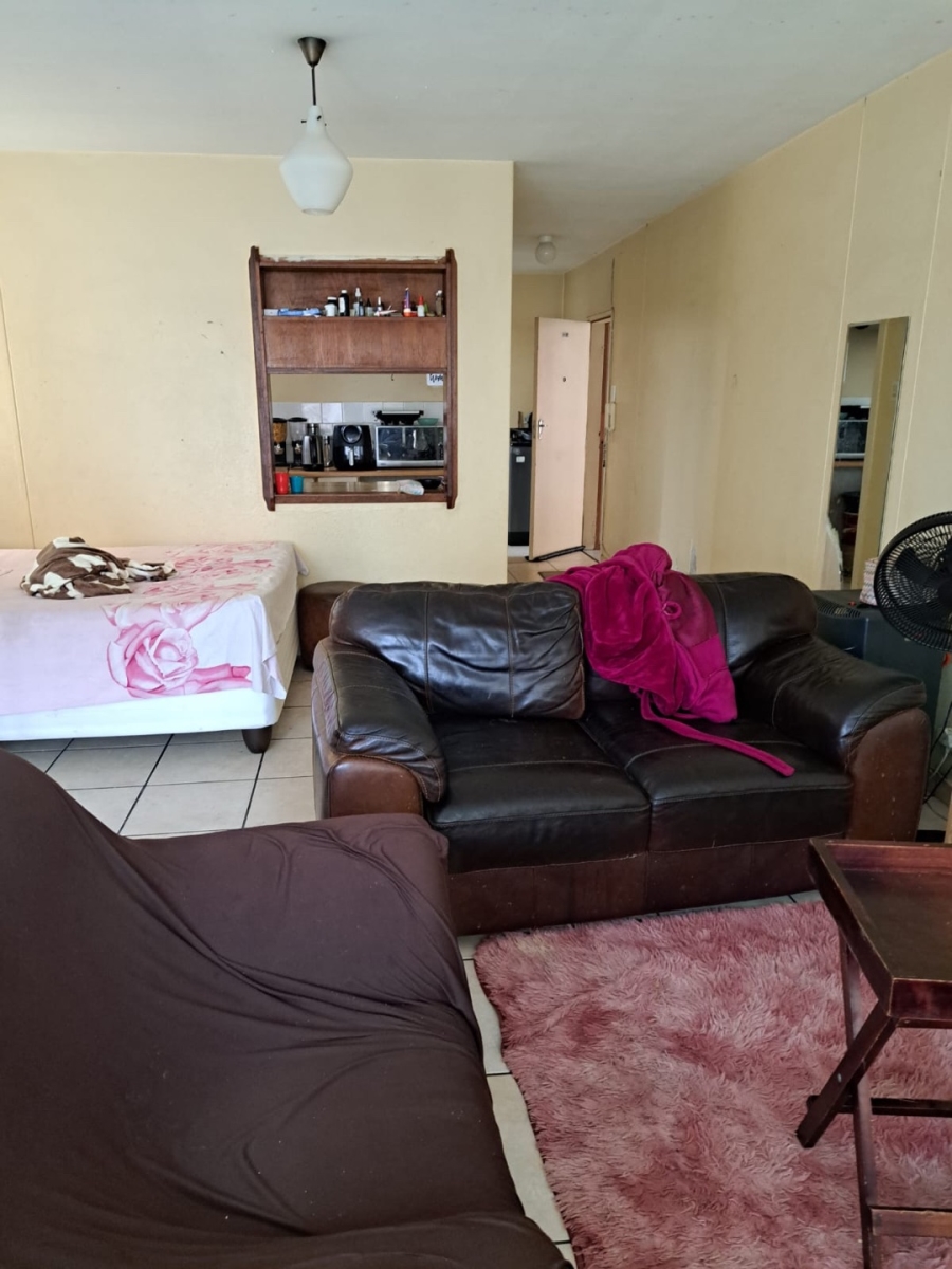 1 Bedroom Property for Sale in Arcadia Gauteng