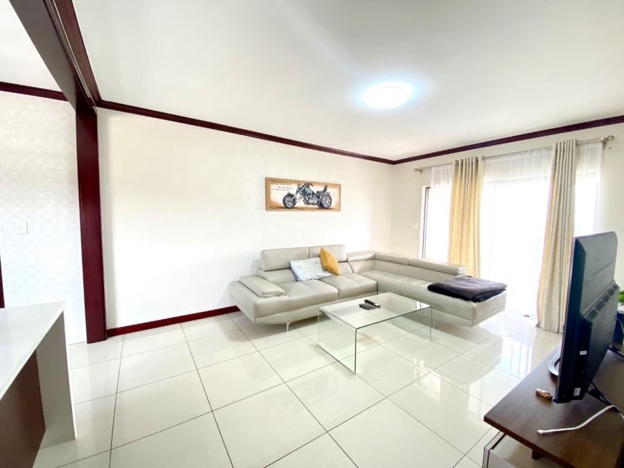 2 Bedroom Property for Sale in Blue Hills Gauteng