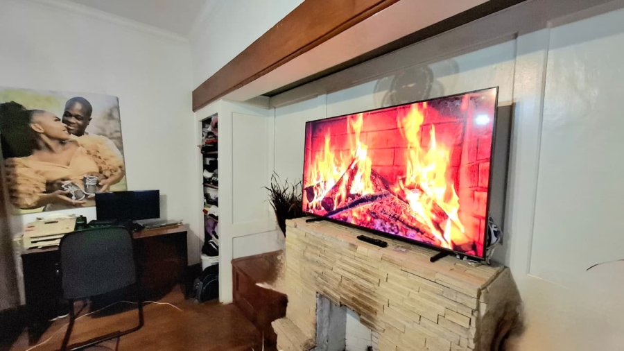 3 Bedroom Property for Sale in Orange Grove Gauteng