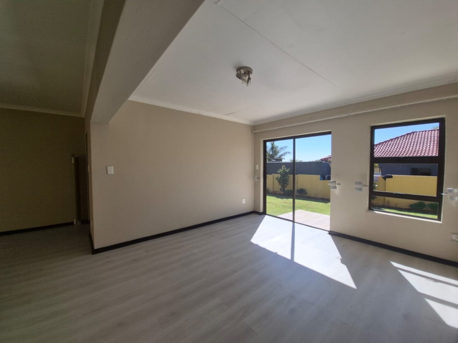 To Let 2 Bedroom Property for Rent in Greengate Gauteng