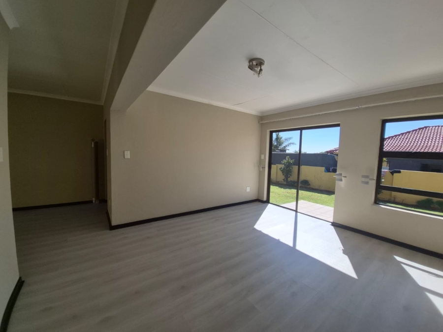 To Let 2 Bedroom Property for Rent in Greengate Gauteng