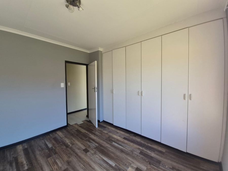 To Let 2 Bedroom Property for Rent in Greengate Gauteng
