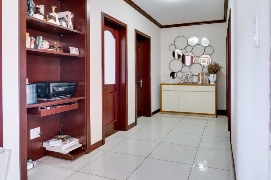 3 Bedroom Property for Sale in Blue Hills Gauteng