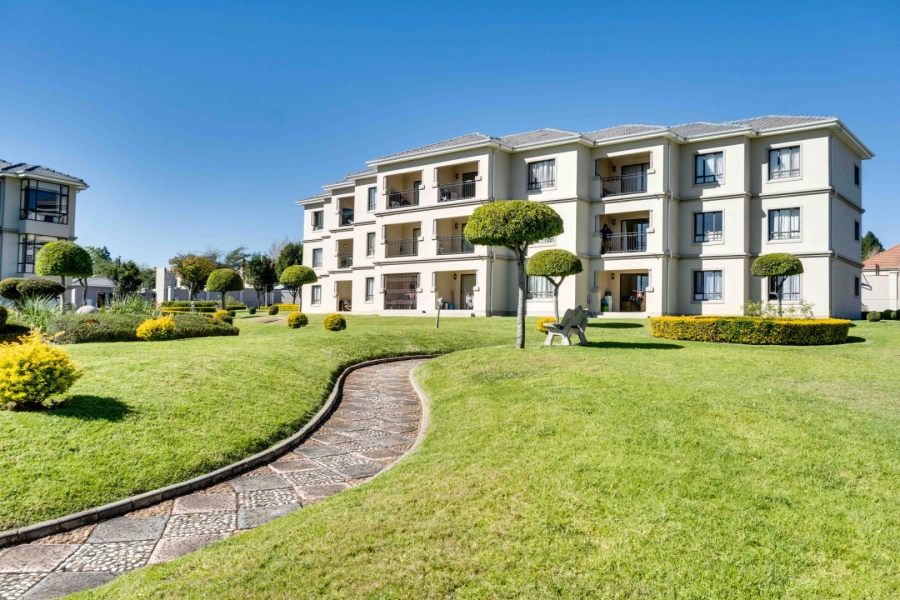 3 Bedroom Property for Sale in Blue Hills Gauteng