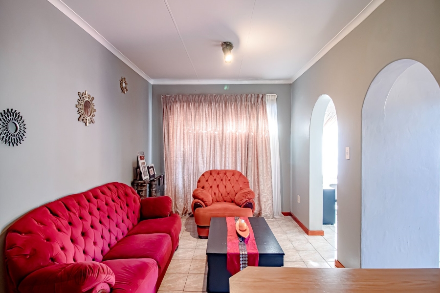 4 Bedroom Property for Sale in Sinoville Gauteng