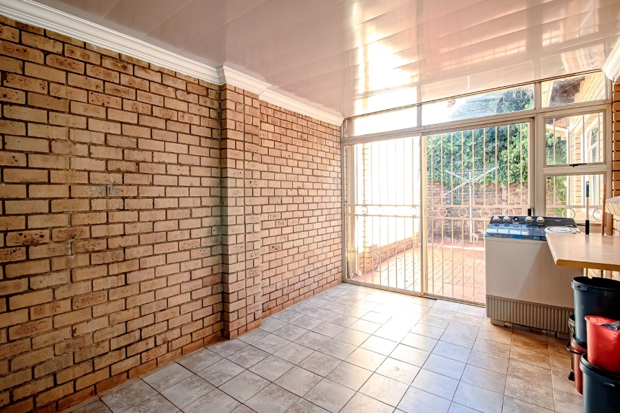 4 Bedroom Property for Sale in Sinoville Gauteng