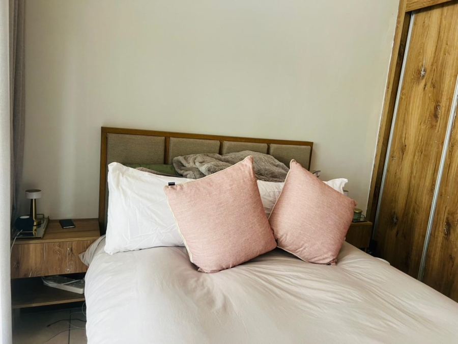 2 Bedroom Property for Sale in Greenstone Hill Gauteng