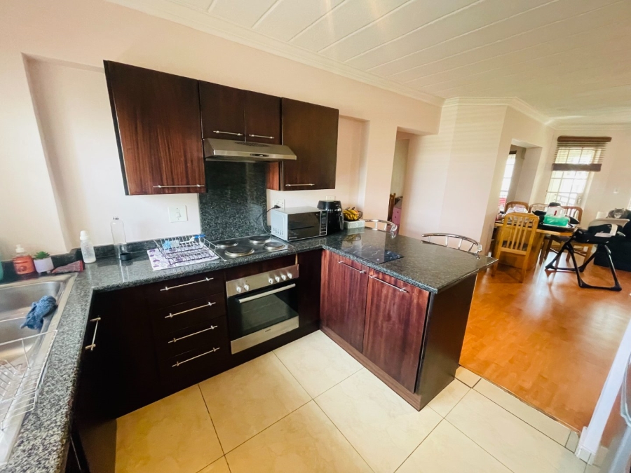 2 Bedroom Property for Sale in Morningside Gauteng