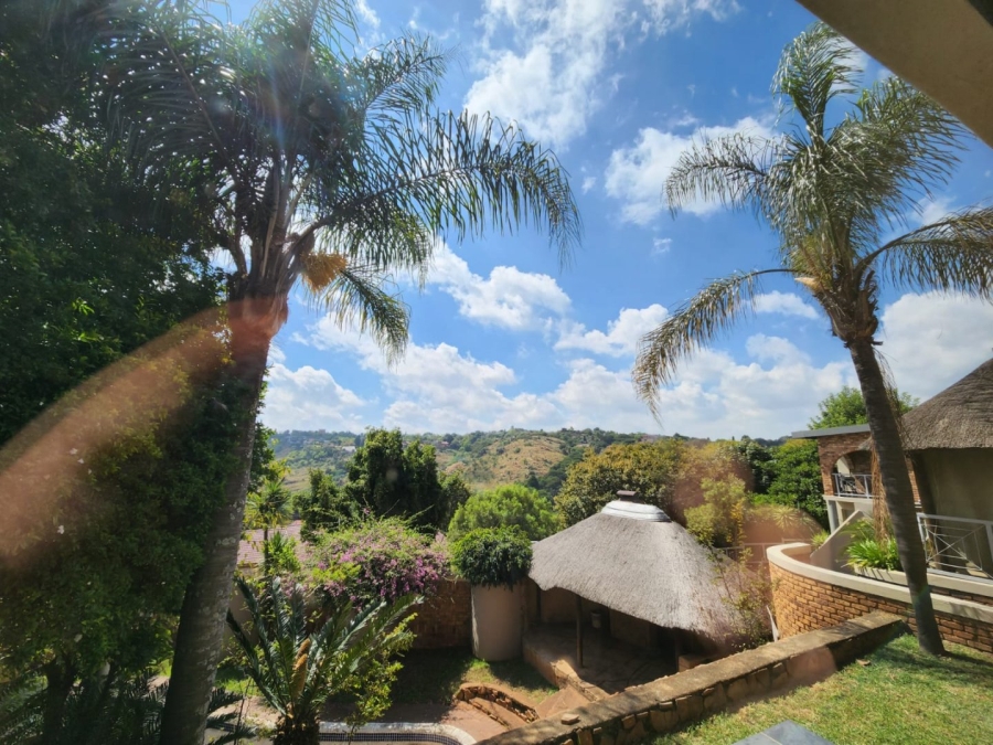 5 Bedroom Property for Sale in Kloofendal Gauteng