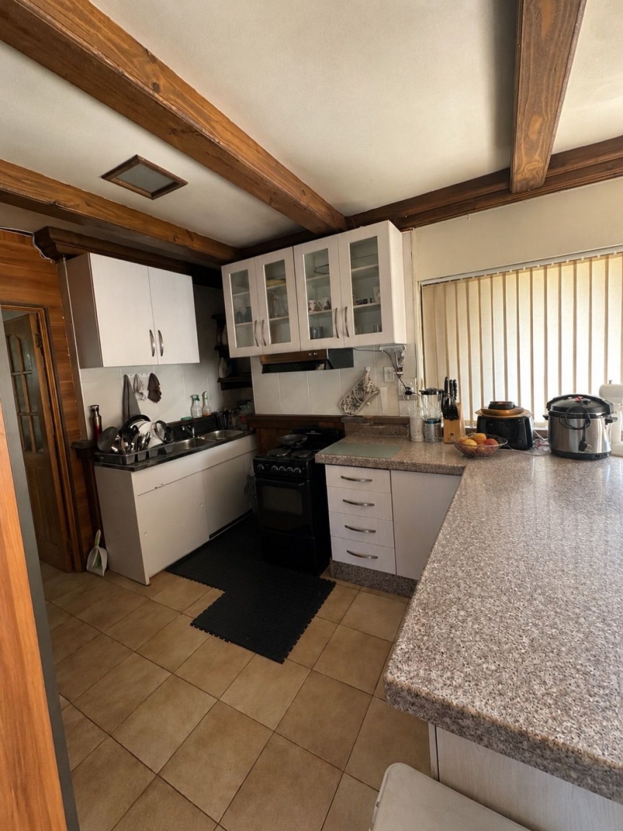 To Let 1 Bedroom Property for Rent in Morningside Hills Gauteng