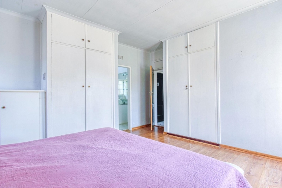 3 Bedroom Property for Sale in Glenanda Gauteng