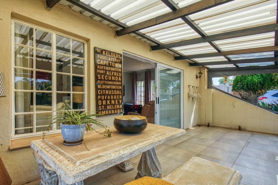 3 Bedroom Property for Sale in Glenanda Gauteng
